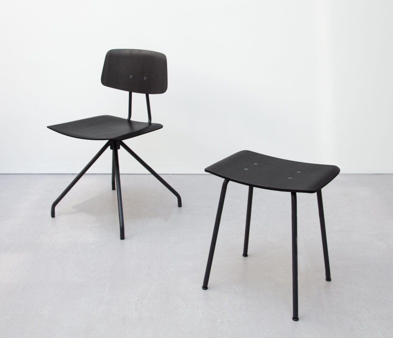 OCEE_FOUR – Chairs – Share Meet – Packshot Image .jpg